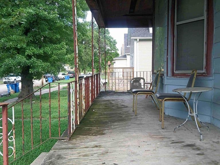 Listing photo 5