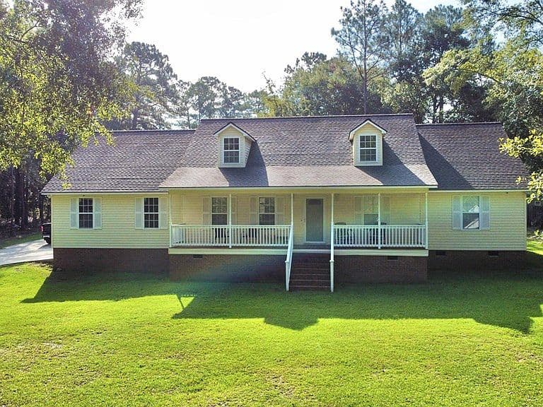 Listing photo 3