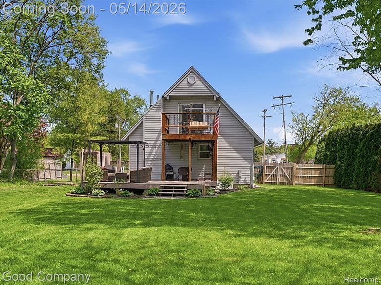 Listing photo 5