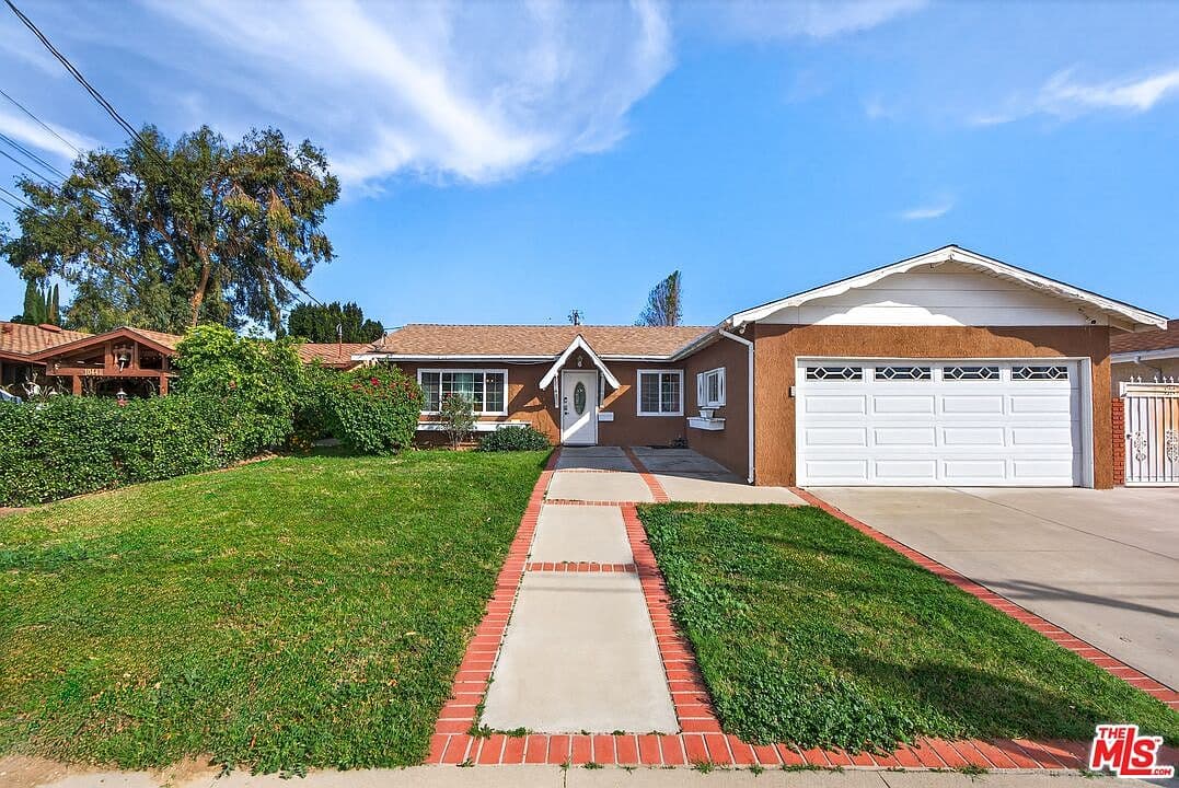 Primary listing photo