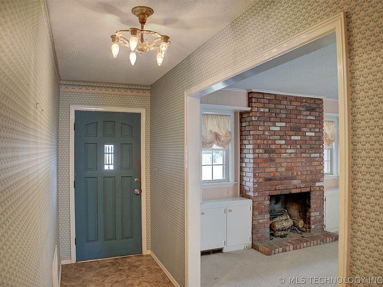 Listing photo 3