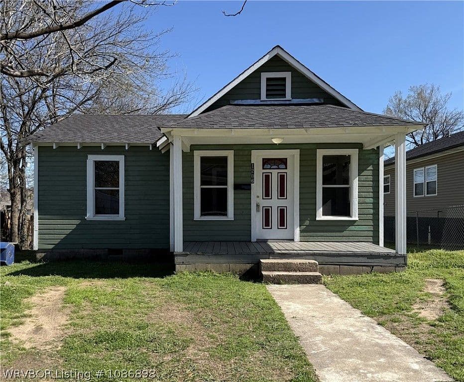 Primary listing photo