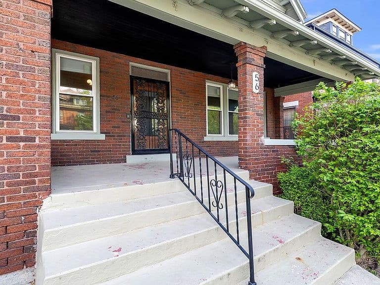 Listing photo 4