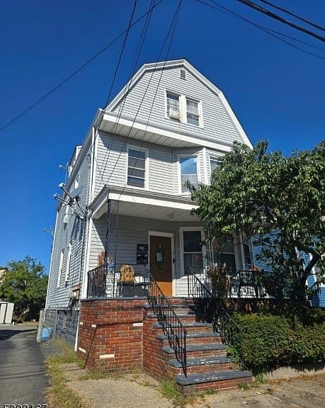 Listing photo 4