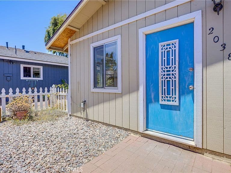 Listing photo 4