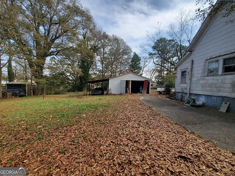 Listing photo 4