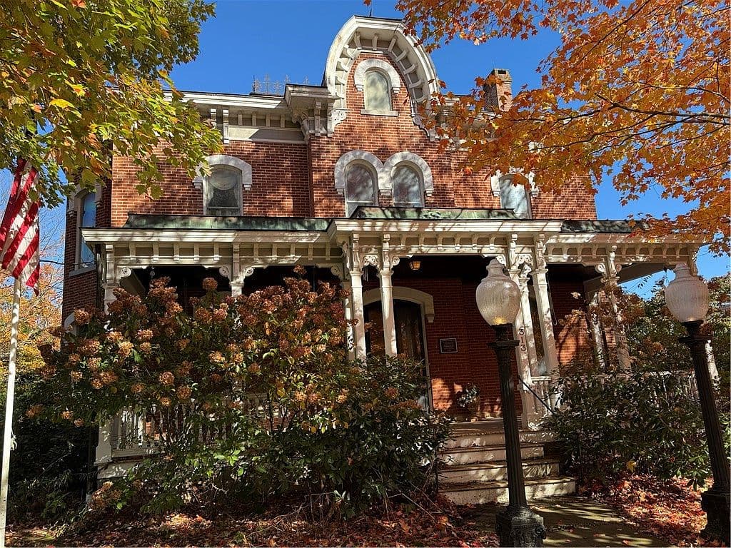 Primary listing photo