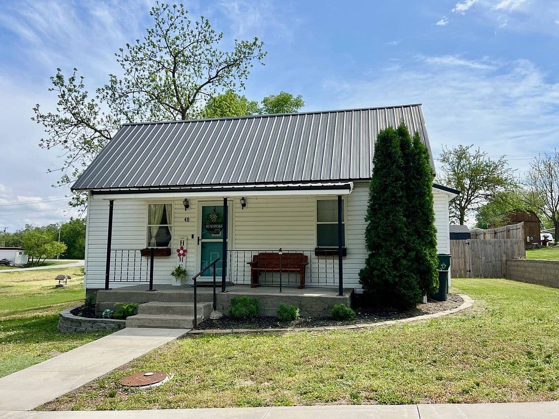 Primary listing photo