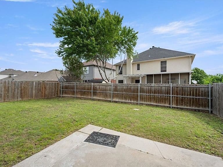 Listing photo 4
