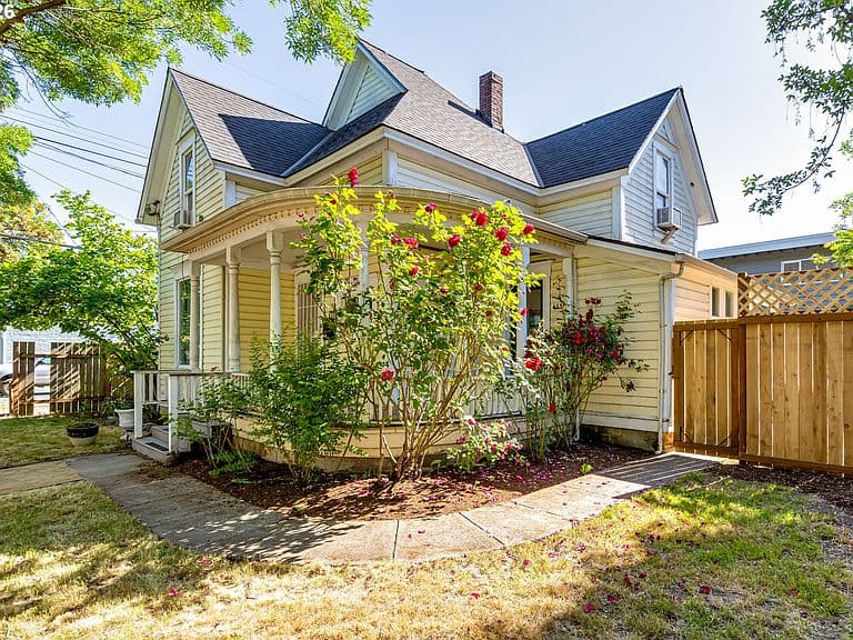 Listing photo 5