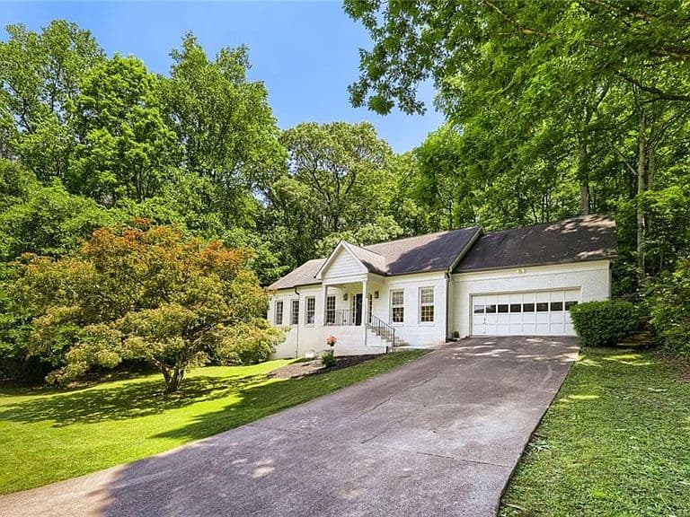 Listing photo