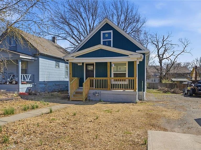 Listing photo 5