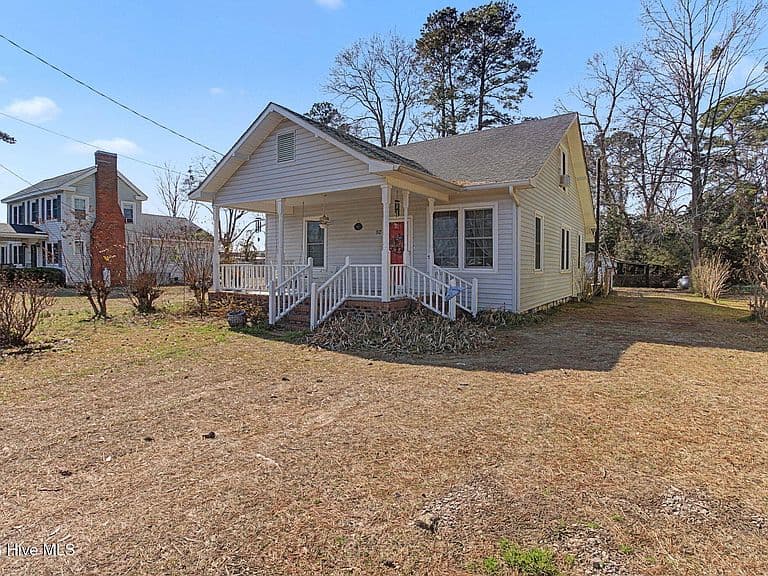 Listing photo 4