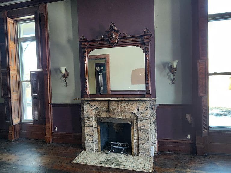 Listing photo 5
