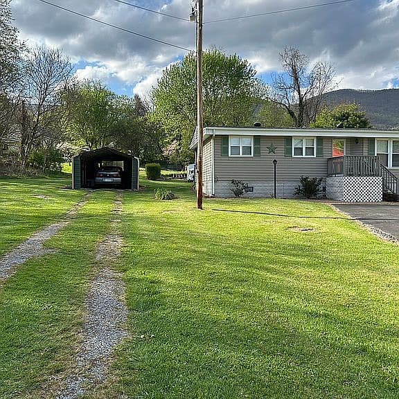 Listing photo 4