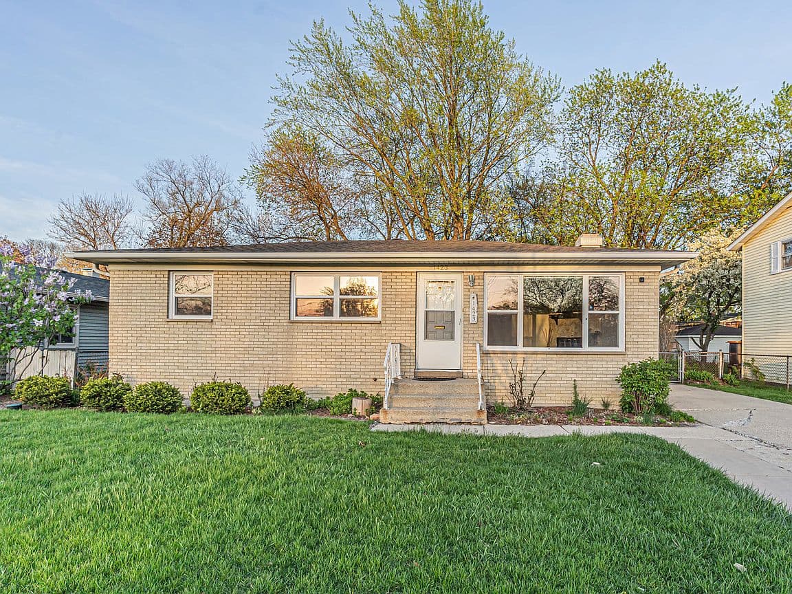 Primary listing photo