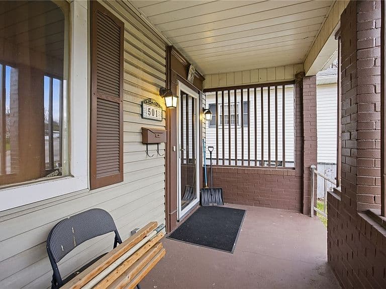 Listing photo 5