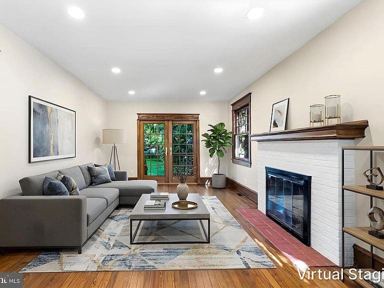 Listing photo 4