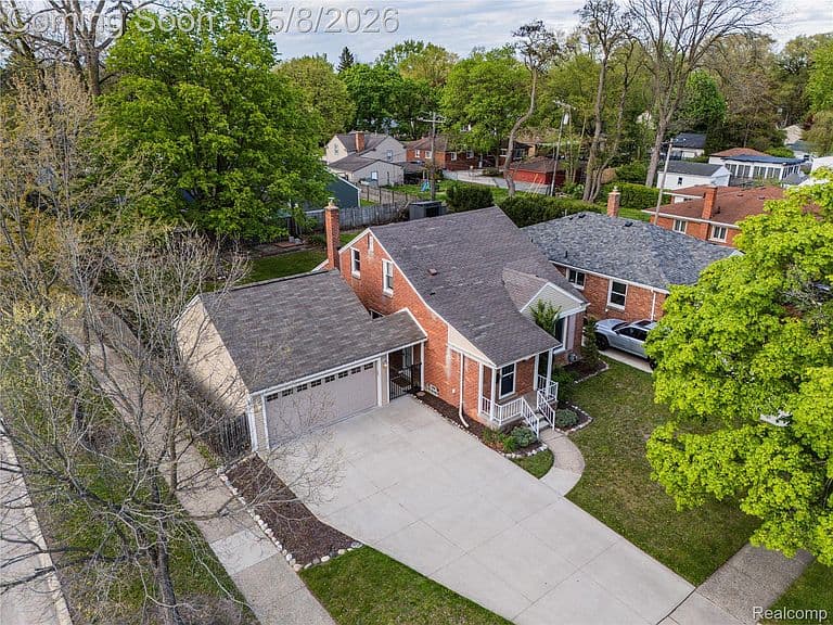 Listing photo 3