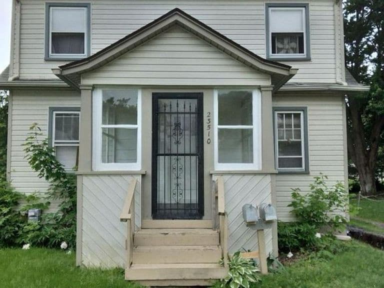 Listing photo