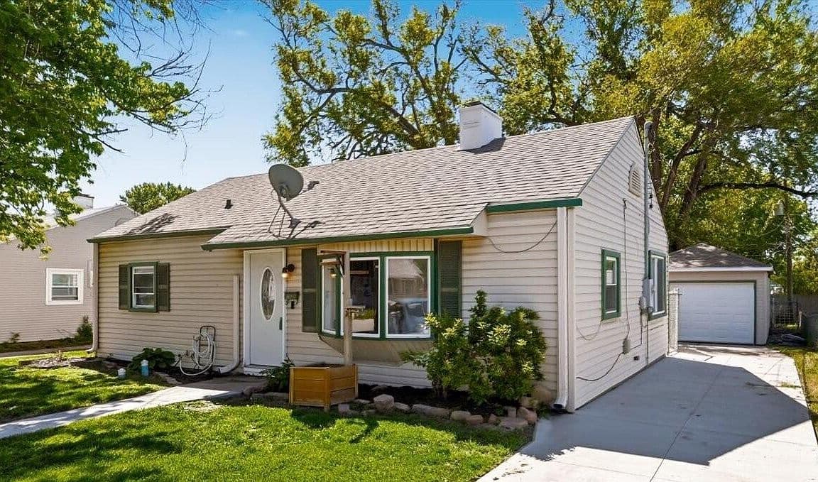 Primary listing photo