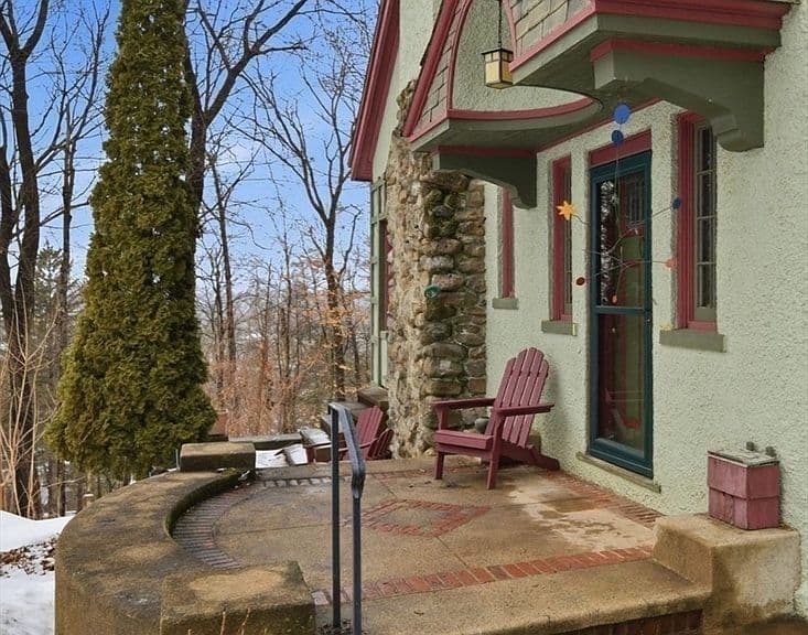 Listing photo 3