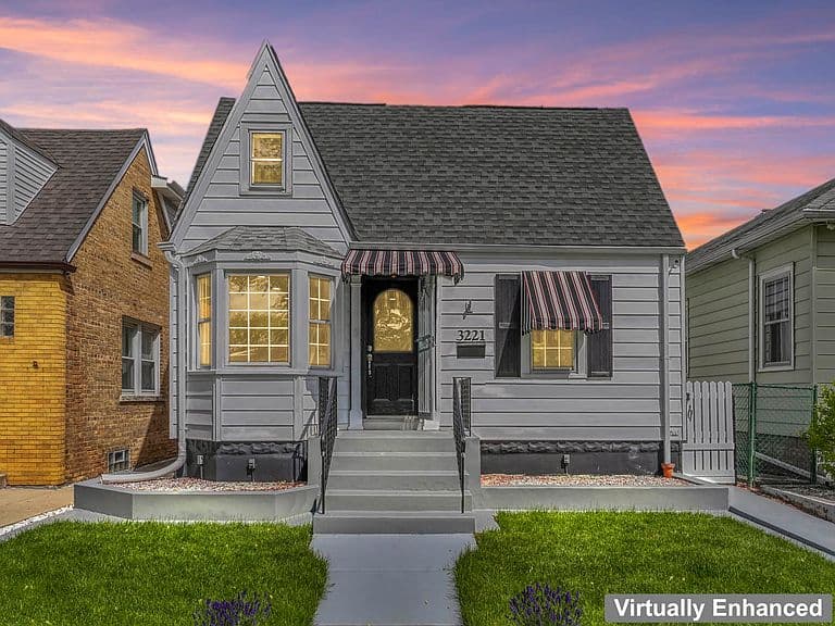 Listing photo 2