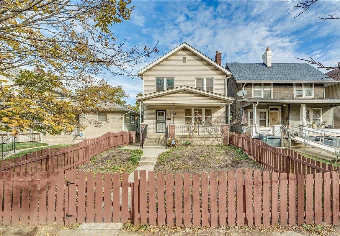 Primary listing photo