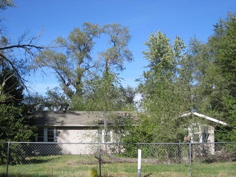 Listing photo