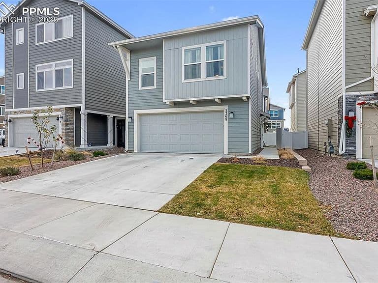 Listing photo 3