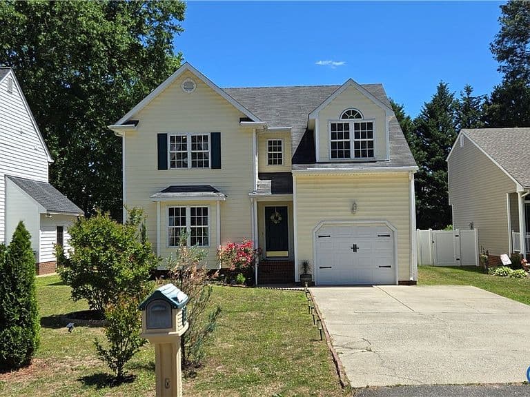 Listing photo 2