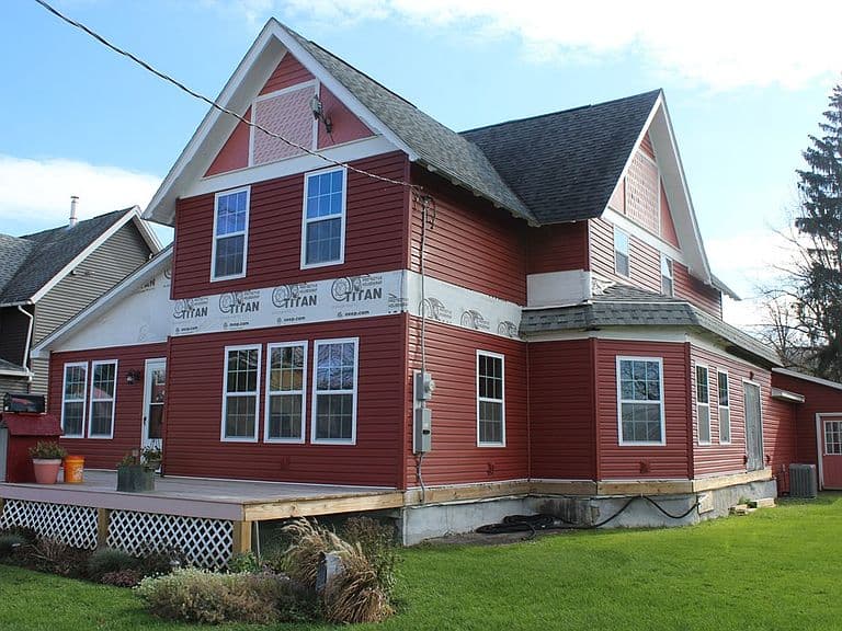 Listing photo 2
