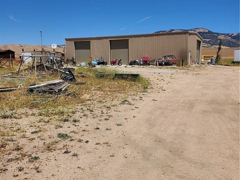 Listing photo 4