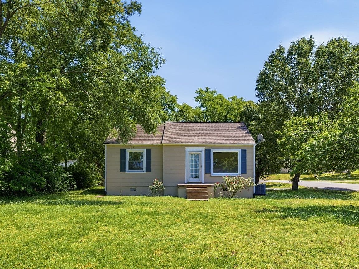 Primary listing photo