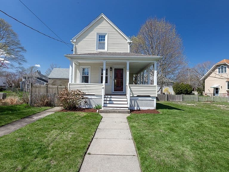 Listing photo 2