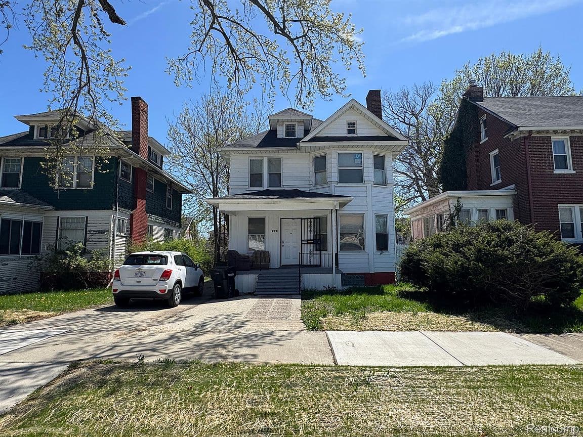 Primary listing photo