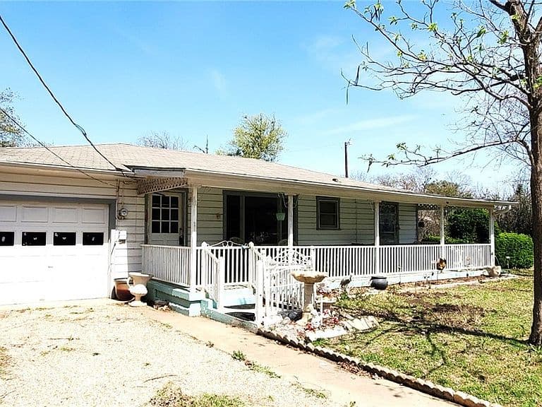 Listing photo
