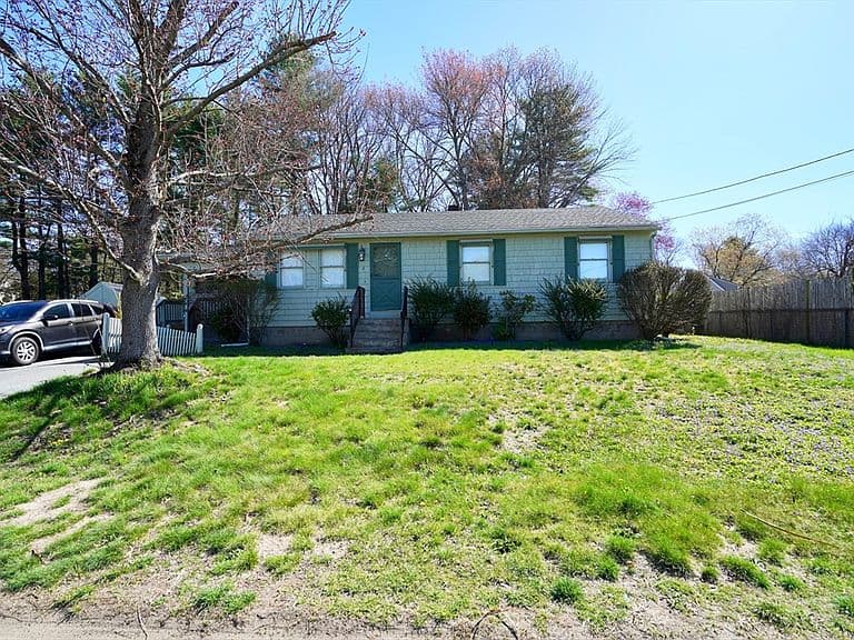 Listing photo 2