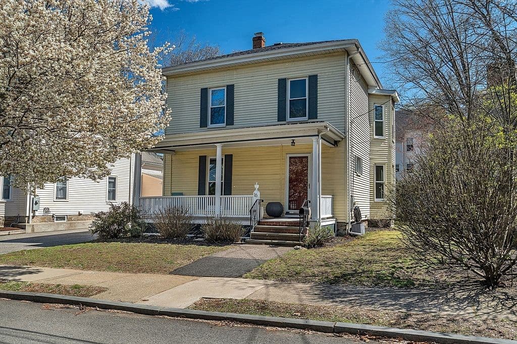 Primary listing photo