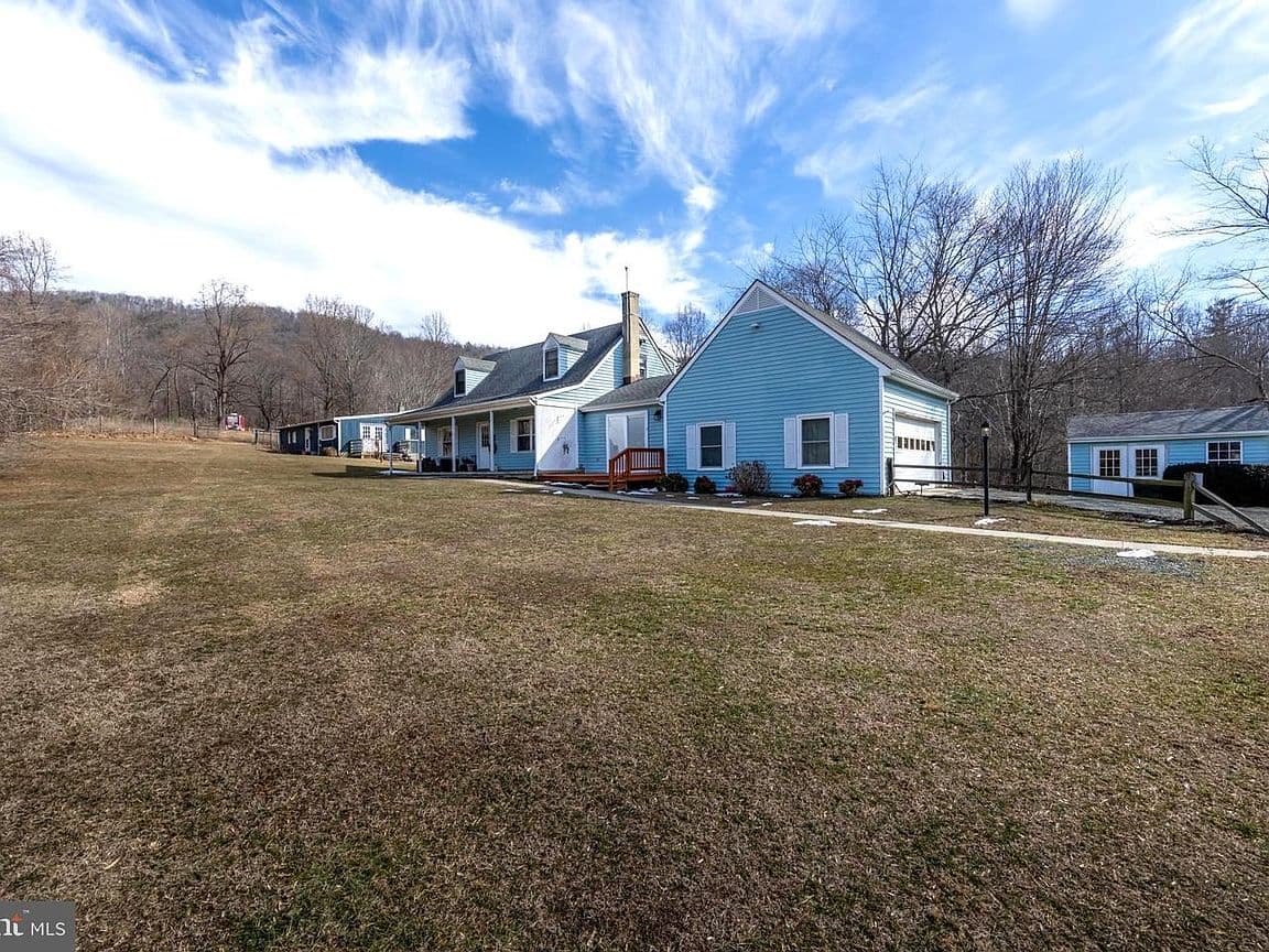 Primary listing photo