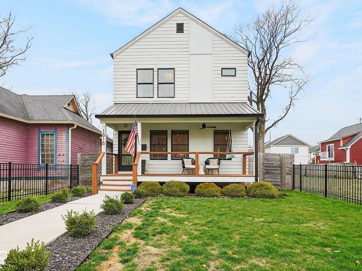 Primary listing photo