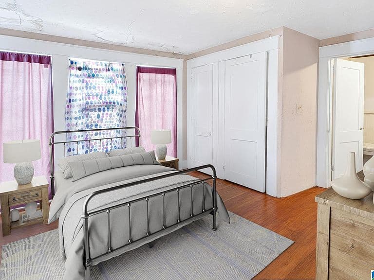 Listing photo 5