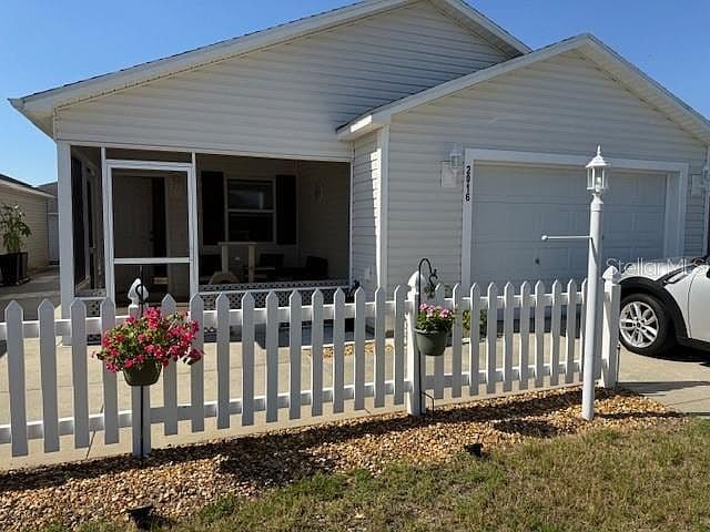 Listing photo
