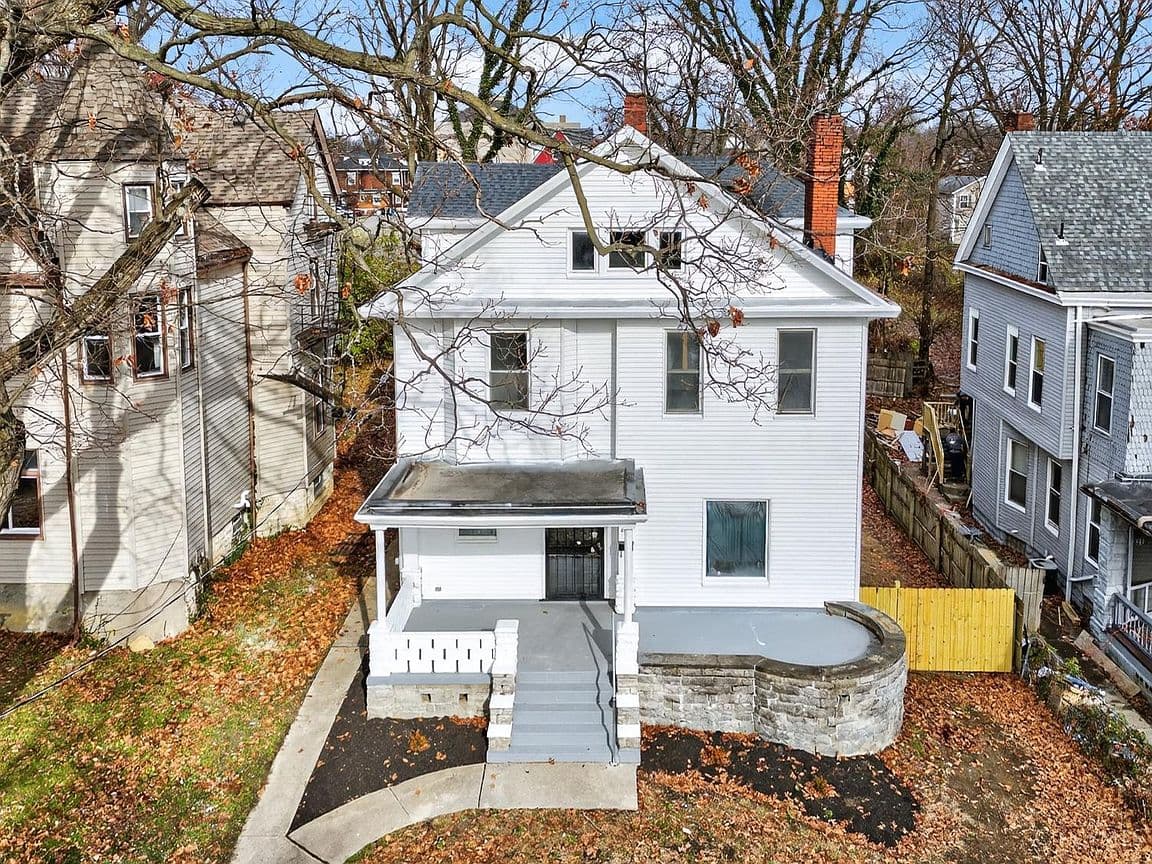 Primary listing photo