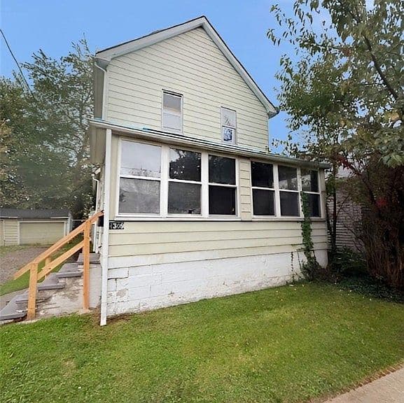 Listing photo 2