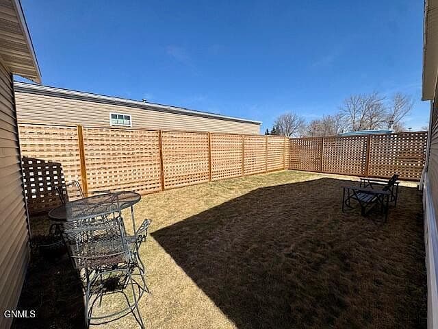 Listing photo 5
