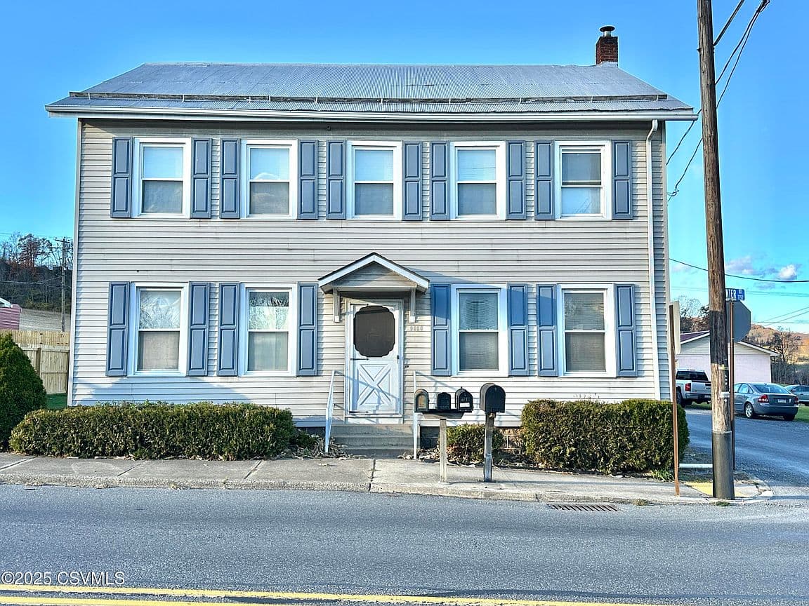 Primary listing photo