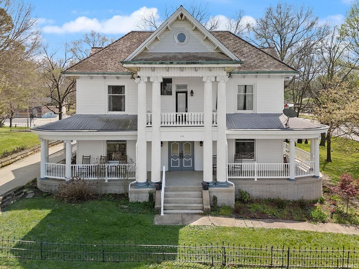 Primary listing photo