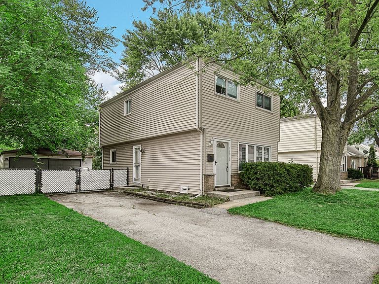 Listing photo 4