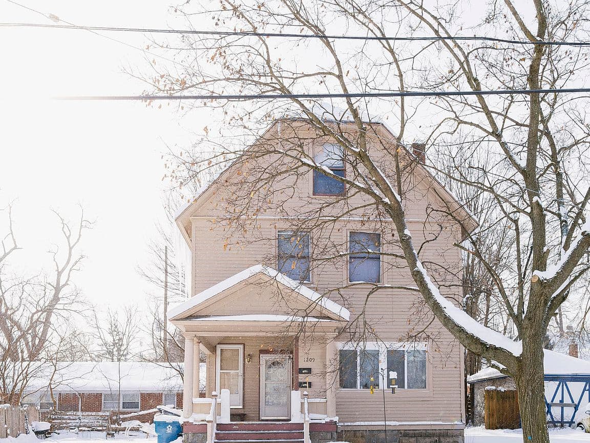 Primary listing photo